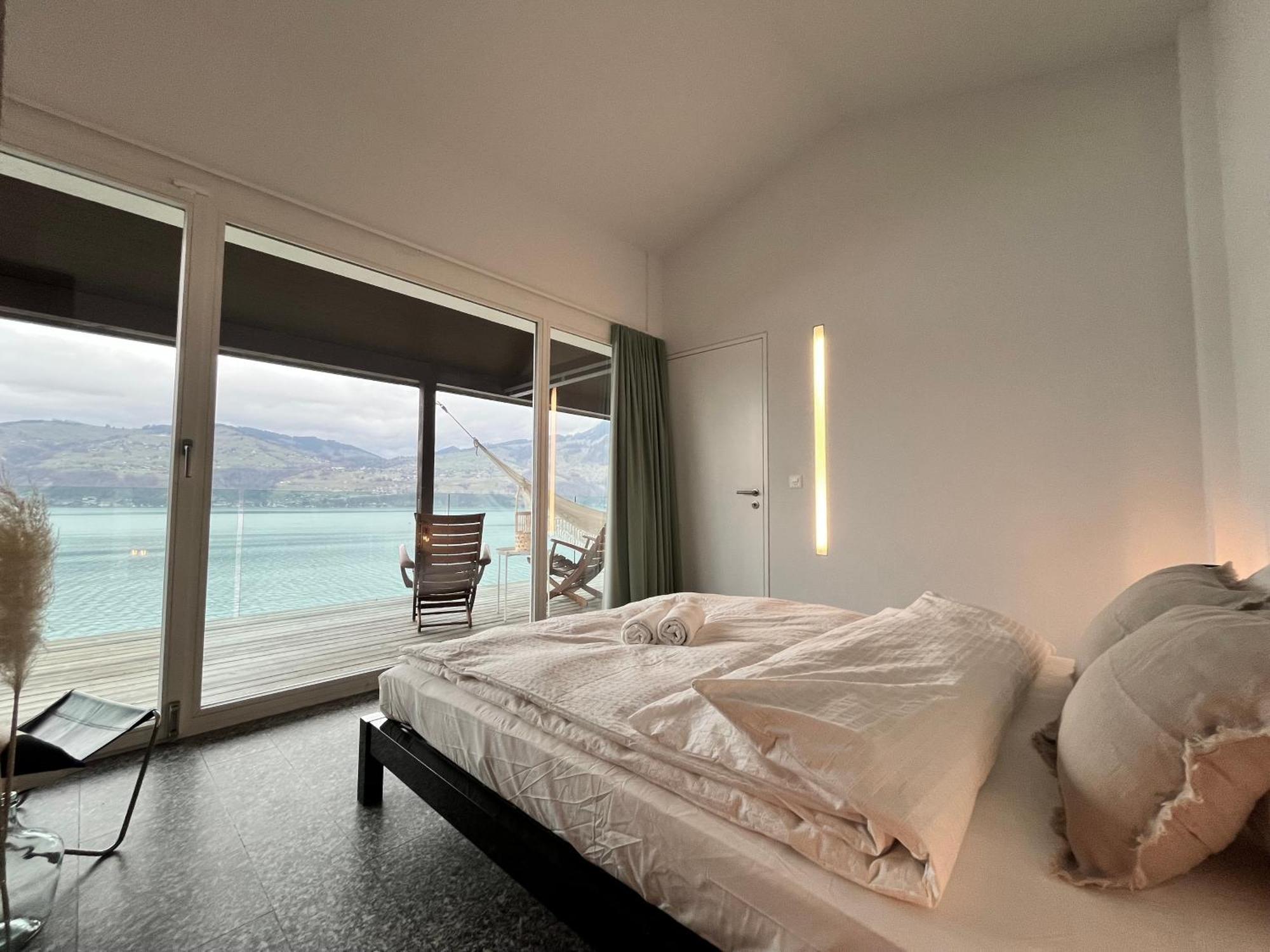Wohnung Mit Grossartiger Seesicht Und Balkon Spiez Extérieur photo
