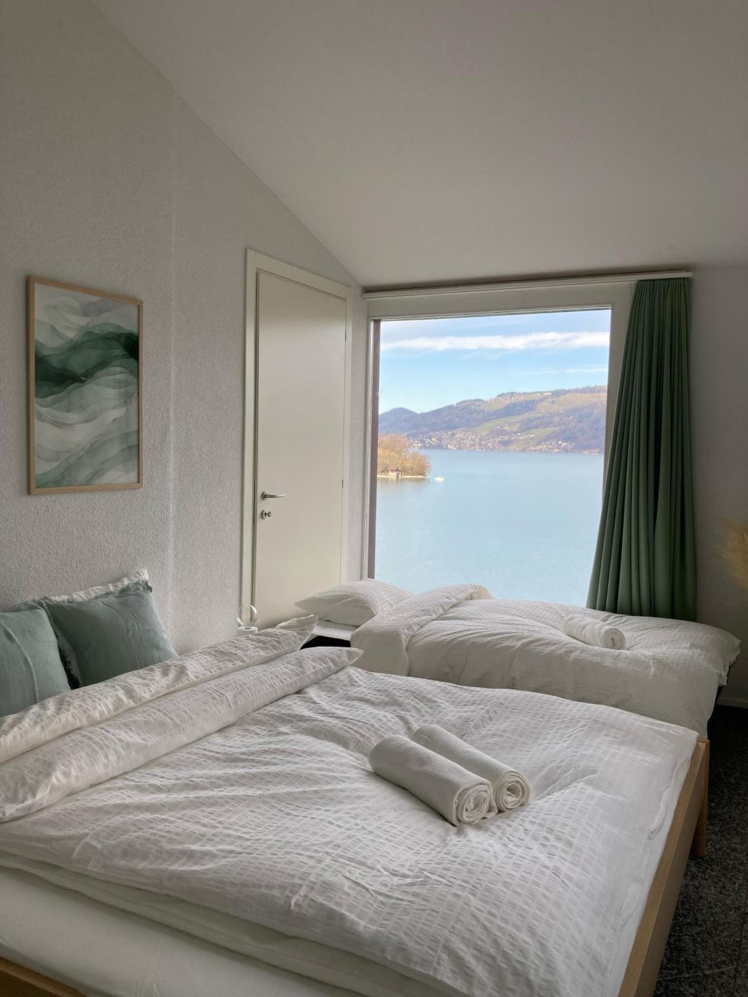 Wohnung Mit Grossartiger Seesicht Und Balkon Spiez Extérieur photo
